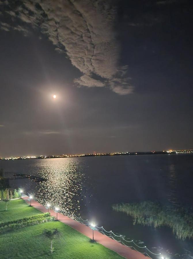 Deluxe Lake View Mamaia Exteriör bild