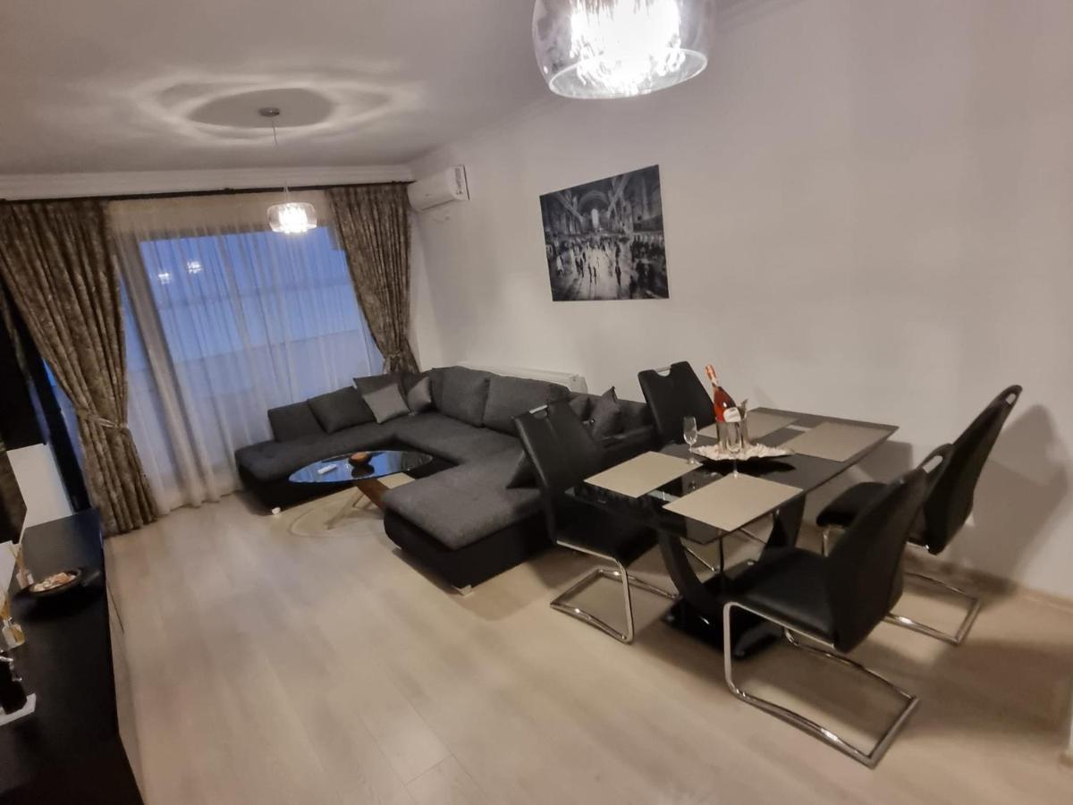 Deluxe Lake View Mamaia Exteriör bild
