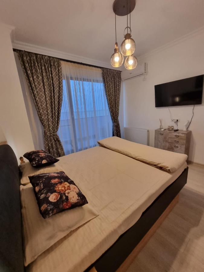 Deluxe Lake View Mamaia Exteriör bild